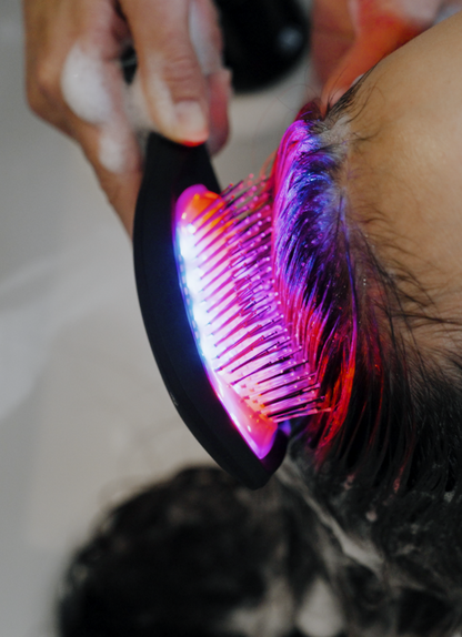 ハイライン ザ LED ブラシ & ヘアオイルセットBOX